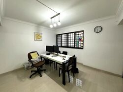 Blk 240 Yishun Ring Road (Yishun), HDB 5 Rooms #551650381